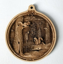 Load image into Gallery viewer, 3D Wooden Squirrels Ornament Squirrels Laser Engraved squirrel